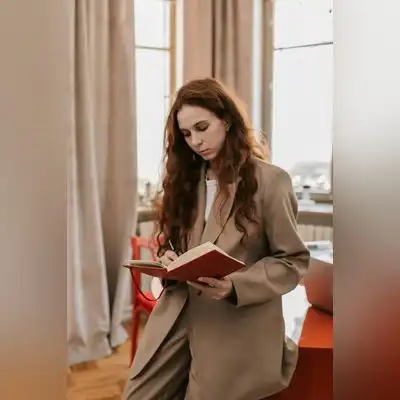 成梅雅